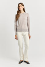 Laden Sie das Bild in den Galerie-Viewer, TOORALLIE Fine Merino Jumper