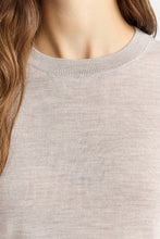 Laden Sie das Bild in den Galerie-Viewer, TOORALLIE Fine Merino Jumper