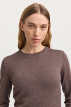 Laden Sie das Bild in den Galerie-Viewer, TOORALLIE Fine Merino Jumper