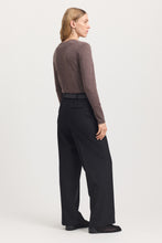 Laden Sie das Bild in den Galerie-Viewer, TOORALLIE Fine Merino Jumper