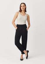Cargar imagen en el visor de la galería, UNTOUCHED WORLD Jeanie Zip Pant