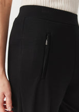Cargar imagen en el visor de la galería, UNTOUCHED WORLD Jeanie Zip Pant