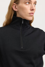 Laden Sie das Bild in den Galerie-Viewer, TOORALLIE Lounge Crop Half Zip