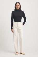 Laden Sie das Bild in den Galerie-Viewer, TOORALLIE Turtleneck L/S Merino Tee