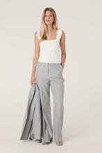 Charger l'image dans la galerie, CABLE Villa Crepe Knit Scallop Top
