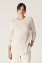 將圖片載入圖庫檢視器 CABLE Highlands Merino Jumper