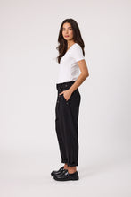 Load image into Gallery viewer, DESIGN NATION Soho Pants