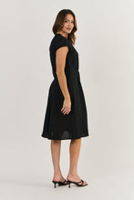 Charger l'image dans la galerie, NATURALS GA521 V Neck Dress