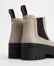 將圖片載入圖庫檢視器 BARBOUR Halton Chelsea Welly