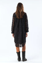 Charger l'image dans la galerie, LOLLYS LAUNDRY Mumba Shirt Dress