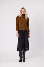 Laden Sie das Bild in den Galerie-Viewer, LEMON TREE Kate Knit Top