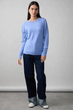 Laden Sie das Bild in den Galerie-Viewer, MIA FRATINO Essential Slim Crew