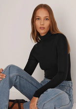 Indlæs billede til gallerivisning MORRI Merino High Neck