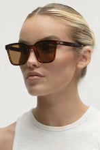 Cargar imagen en el visor de la galería, Gafas de sol OTRA Fyn