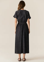 將圖片載入圖庫檢視器 POL Avrid Chambray Dress