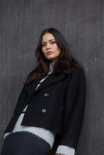 Laden Sie das Bild in den Galerie-Viewer, RUE DE FEMME Marion Jacket
