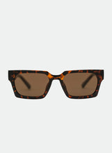 將圖片載入圖庫檢視器 OTRA Roco Sunglasses