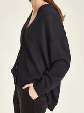 將圖片載入圖庫檢視器 SILLS Kalmar Boyfriend Cardigan