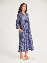 將圖片載入圖庫檢視器 SILLS Anjali Spot Dress