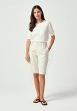 將圖片載入圖庫檢視器 UNTOUCHED WORLD Inayah Shorts
