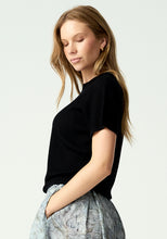 將圖片載入圖庫檢視器 UNTOUCHED WORLD Haze Tee