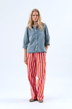 Laden Sie das Bild in den Galerie-Viewer, LOLLYS LAUNDRY Bono Shirt
