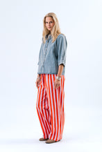 Laden Sie das Bild in den Galerie-Viewer, LOLLYS LAUNDRY Bono Shirt