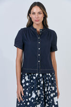 Laden Sie das Bild in den Galerie-Viewer, NATURALS 547 Mandarin Collar Shirt