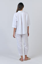 Laden Sie das Bild in den Galerie-Viewer, NATURALS 596 Oversize Shirt