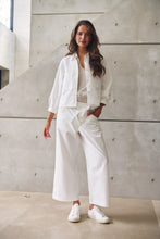 Laden Sie das Bild in den Galerie-Viewer, NATURALS 598 Summer Jacket