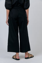 Laden Sie das Bild in den Galerie-Viewer, NATURALS 637 Poplin Pull On Pant