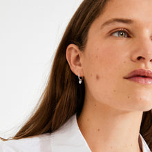 Laden Sie das Bild in den Galerie-Viewer, PILGRIM Alaia Earrings