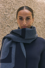 Charger l&#39;image dans la galerie, TOORALLIE Logo Scarf