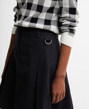 Cargar imagen en el visor de la galería, BARBOUR Aylesby Short Skirt