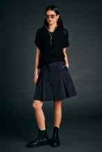 Cargar imagen en el visor de la galería, BARBOUR Aylesby Short Skirt