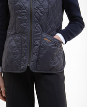 Load image into Gallery viewer, BARBOUR Betty Liner Vest