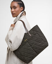 Load image into Gallery viewer, BARBOUR Quilted Tote Bag