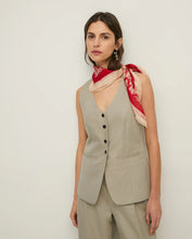 Indlæs billede til gallerivisning YERSE Blossom Silk Scarf