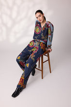 Load image into Gallery viewer, DESIGN NATION Bramble Shirt