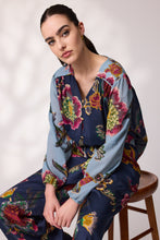 Load image into Gallery viewer, DESIGN NATION Bramble Shirt