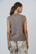 Laden Sie das Bild in den Galerie-Viewer, OJ Button Vest