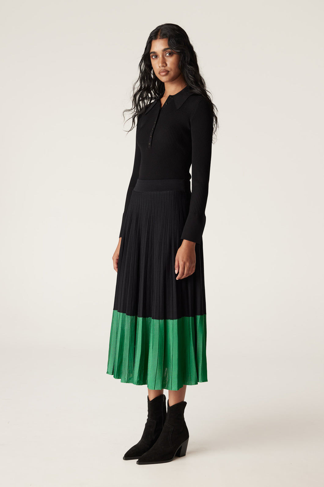 CABLE Crepe Contrast Skirt