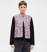 Load image into Gallery viewer, LOLLYS LAUNDRY Cairo Vest Leopard