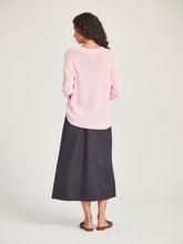 Charger l&#39;image dans la galerie, SILLS Carnival V Neck Sweater