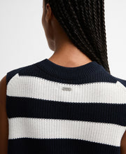 Load image into Gallery viewer, BARBOUR Cartmel Knit Vest