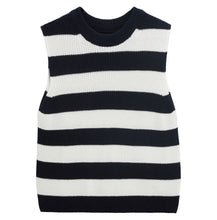 Load image into Gallery viewer, BARBOUR Cartmel Knit Vest