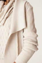 Load image into Gallery viewer, CABLE Merino Wrap Cardigan
