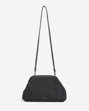 Indlæs billede til gallerivisning YERSE  Crochet Chain Clutch Bag