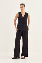 Load image into Gallery viewer, VERGE Darling Vest
