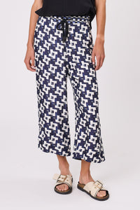 DESIGN NATION Cortez Capris